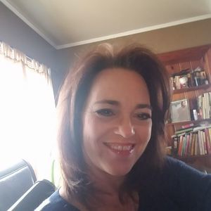 Meet your Posher, Stacy